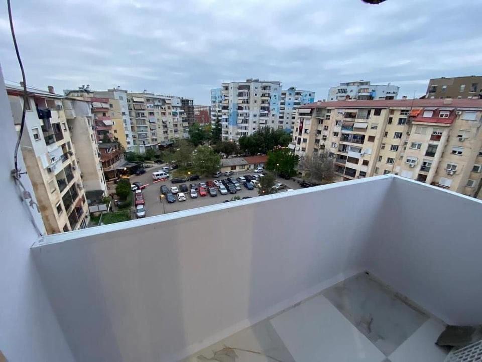 טיראנה E&B Cosy Apartment מראה חיצוני תמונה