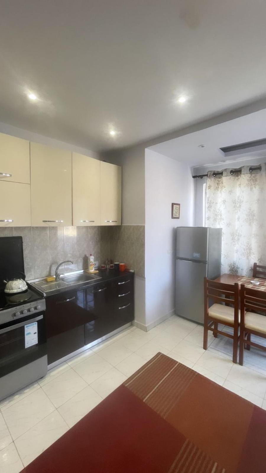 טיראנה E&B Cosy Apartment מראה חיצוני תמונה