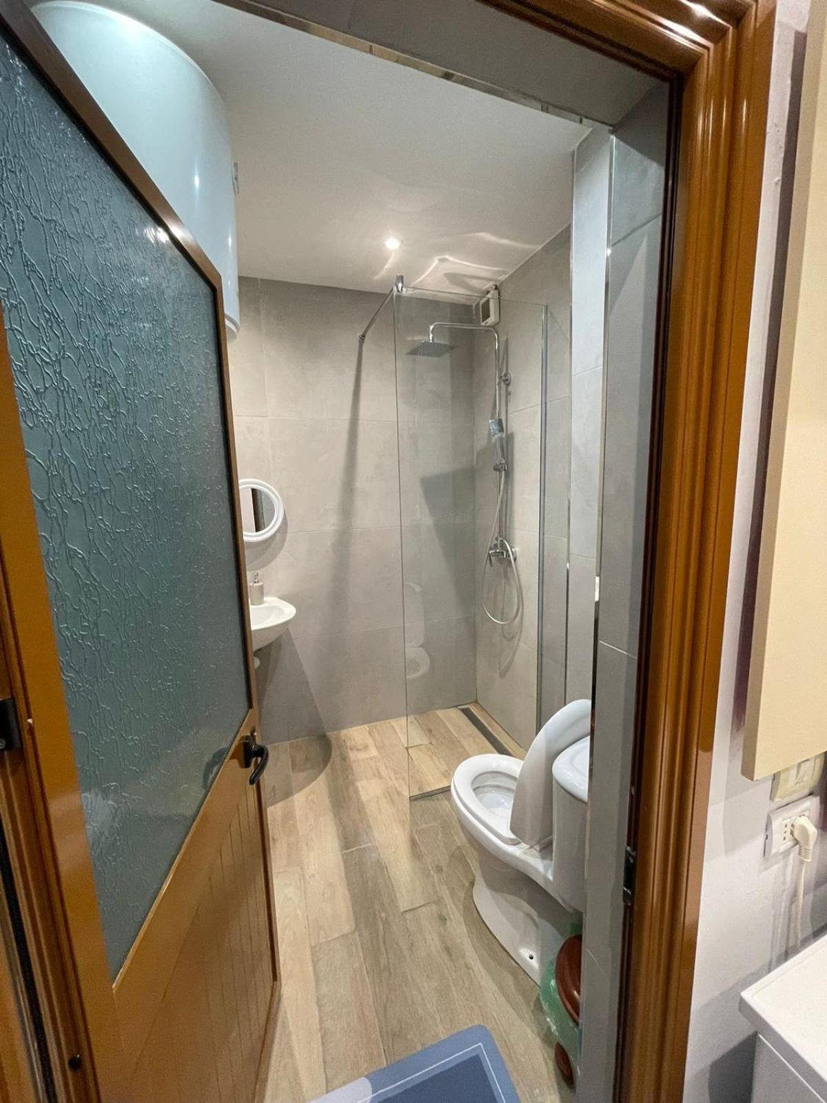 טיראנה E&B Cosy Apartment מראה חיצוני תמונה